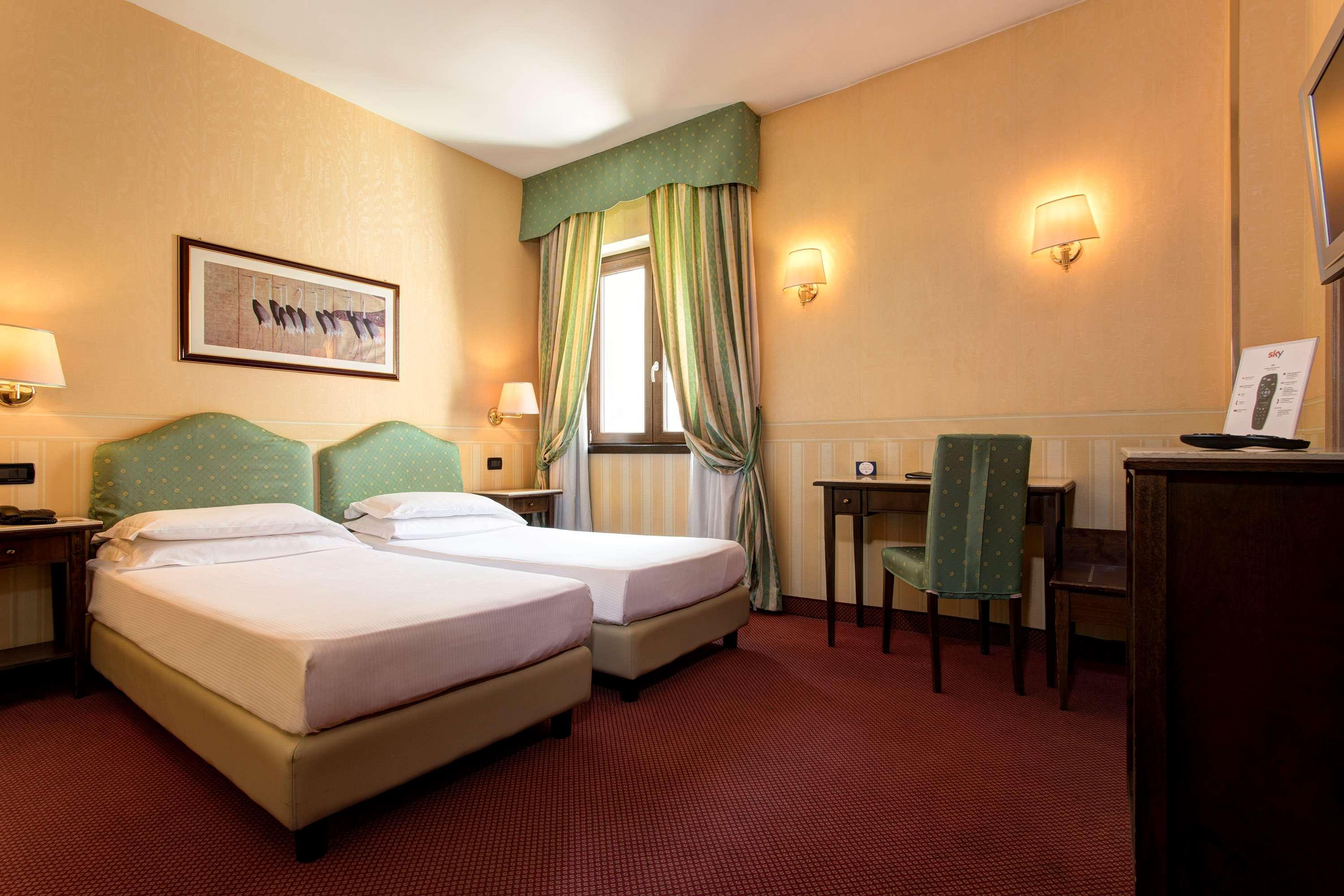 Best Western Hotel Yantai Esterno foto
