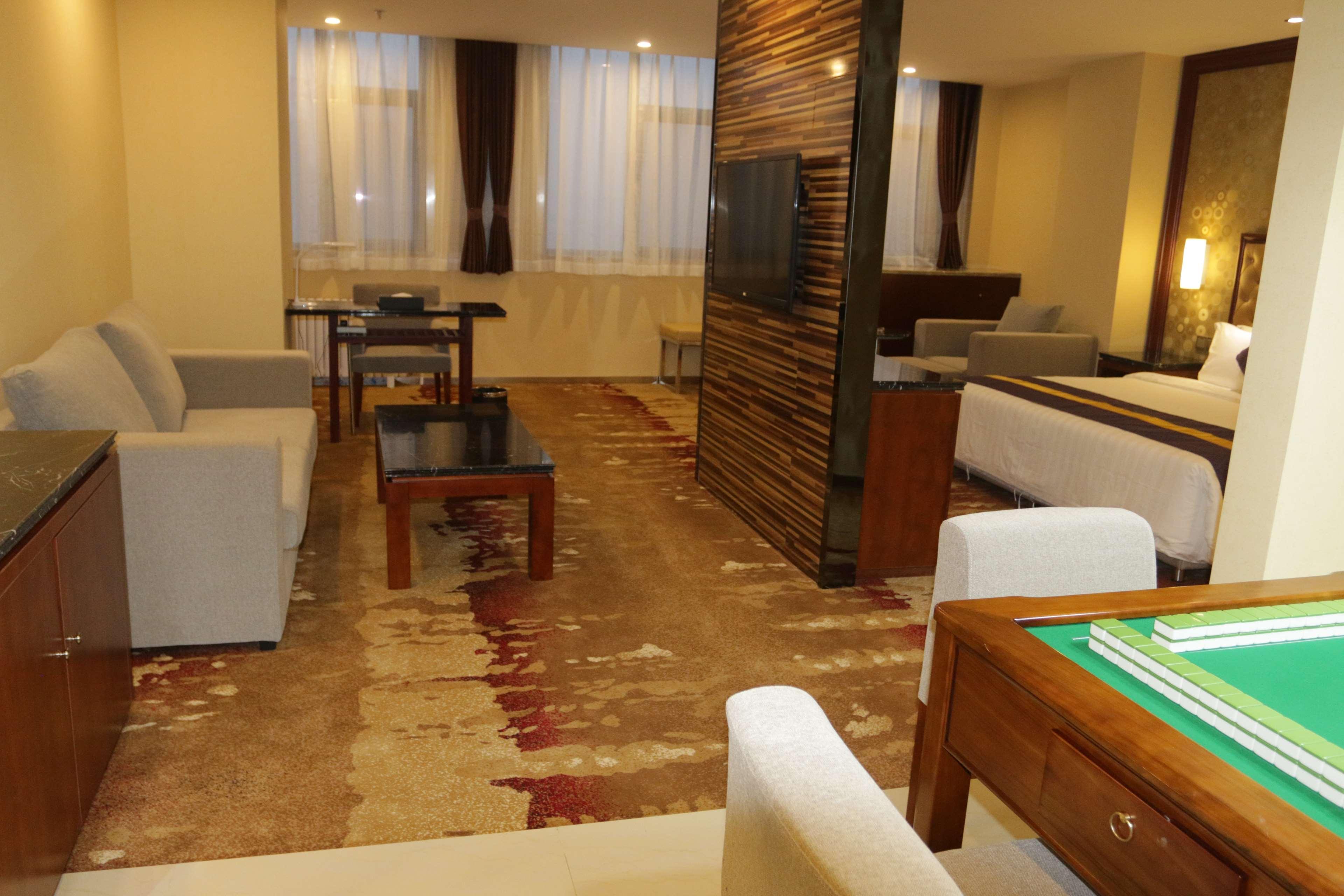 Best Western Hotel Yantai Esterno foto
