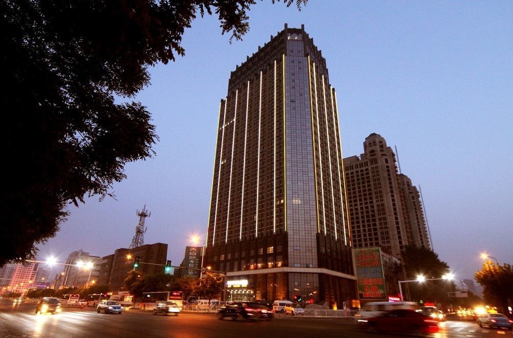 Best Western Hotel Yantai Esterno foto